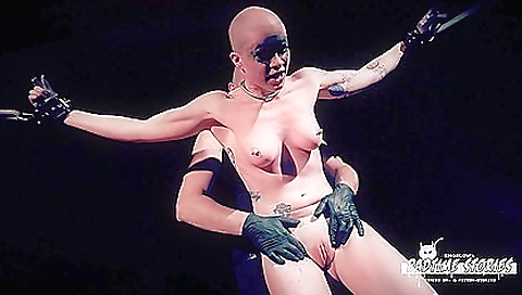 Hotest pornstar fucking and friend