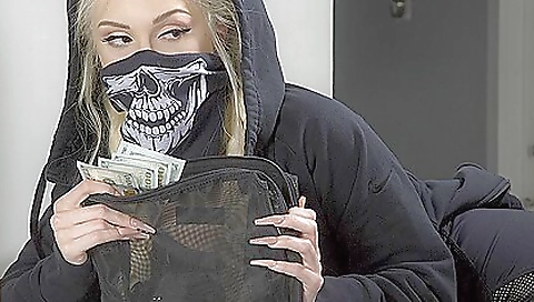 Sexy slut loves a hot creampie