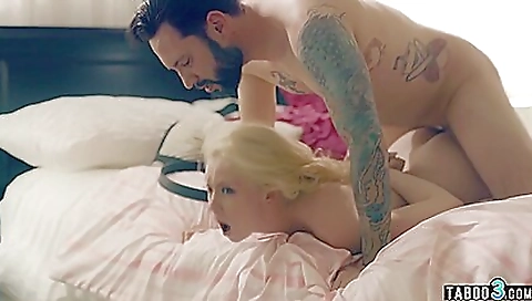 Hotie enjoys a lit pup fuck