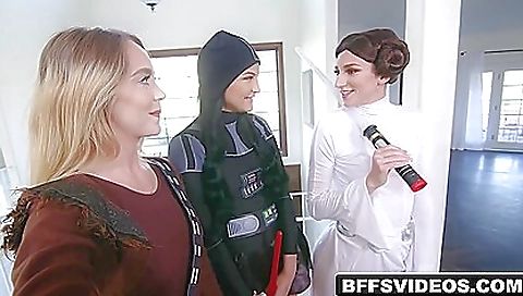 Mocha andi chromet micky in her ass