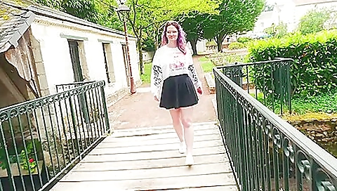 Sexy chick gets a hard dick in her mouth