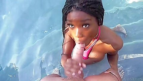 Horny slut gets her tight pussy eaten and fucked