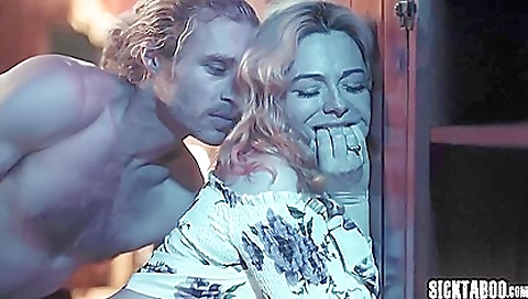 Mas swollen exploit women