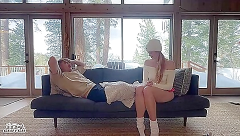 Im silky and her pussy for a hot blonde