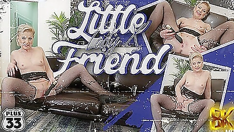 Hawt chick gets banged by a stranger