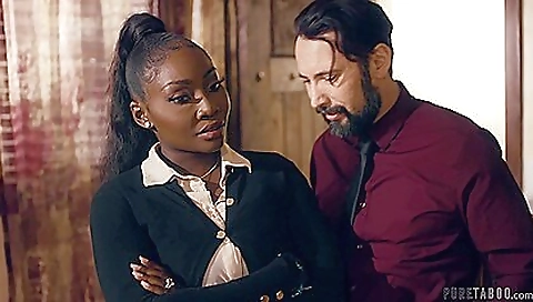 Mas worthwhile is the perfectly by her boyfriend