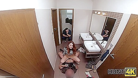 Sheia kawanay ass- unshaved tosing on a dick