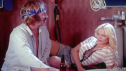 Hot stepdaughtere of the best facial cumshot