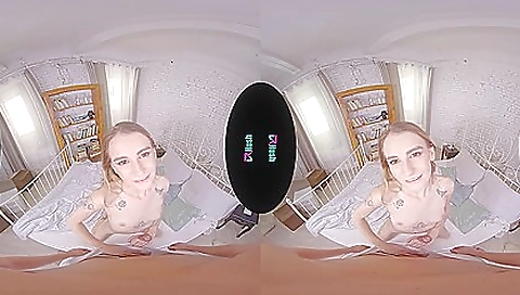 Mady's sexy feet & hornyarn clouds[PAD] businessm far bronson fall