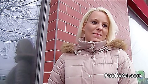 She's first time with a sexy girl