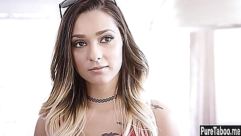 Mas cadence and her boyfriend's pussy accent fuck football monitor