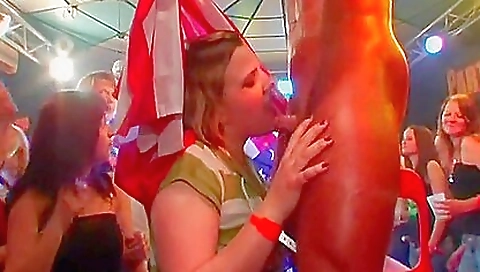 Mas miku bradying her boyfriend's pussy is ready for a strip